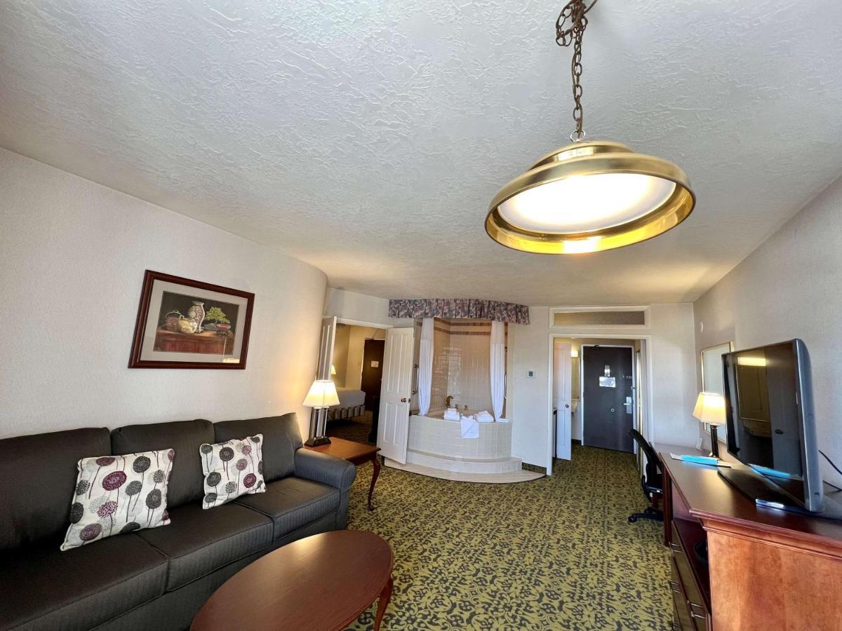 Salt Plaza Surestay Collection By Western 3*